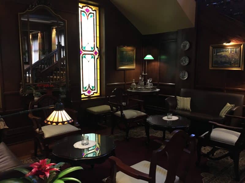 Old Victorian Grandeur at Hotel Grano de Oro