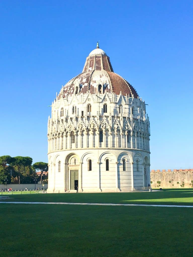 One day in Pisa: The Baptistry Exterior