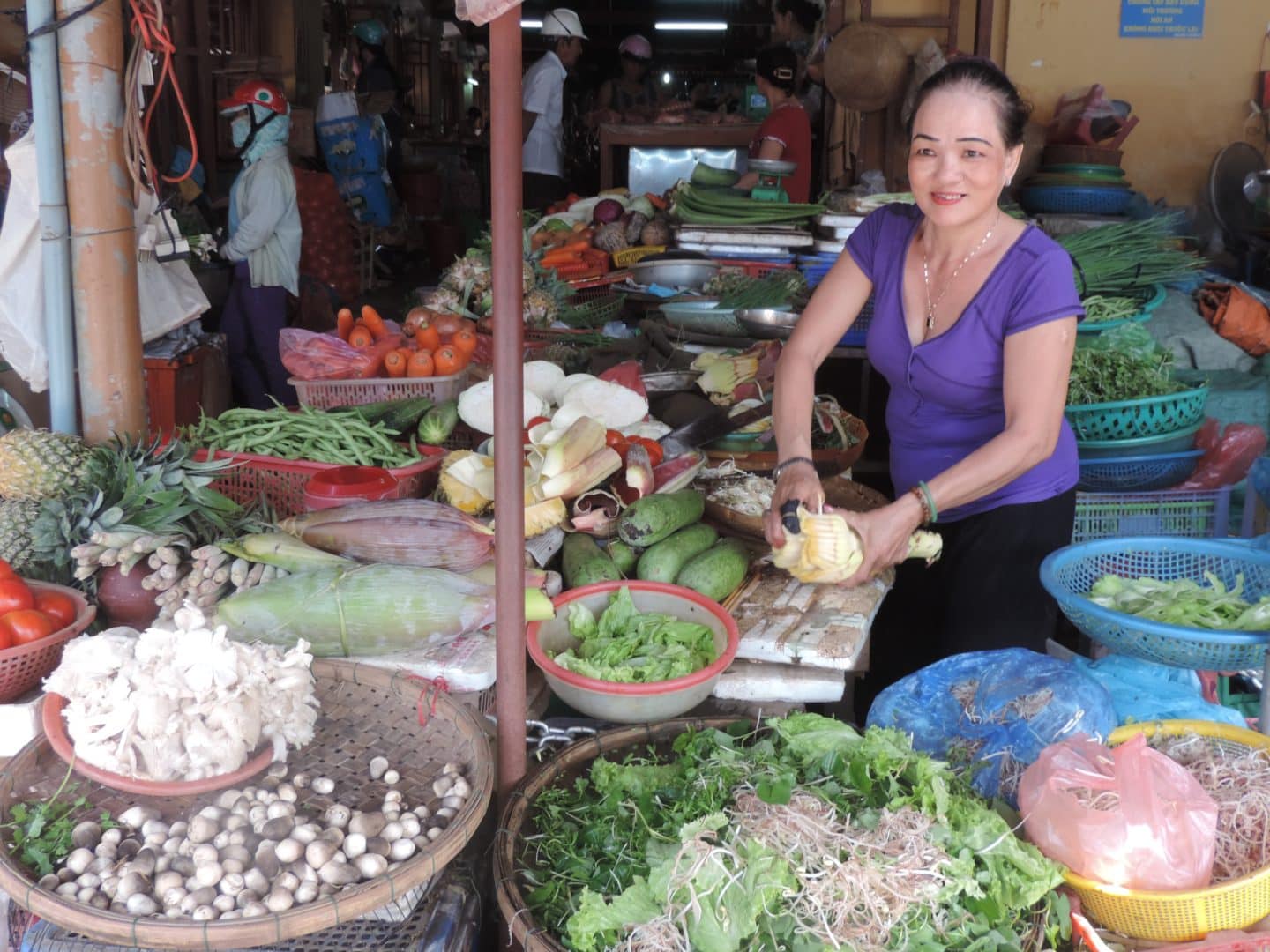 Market traders in Hoi An