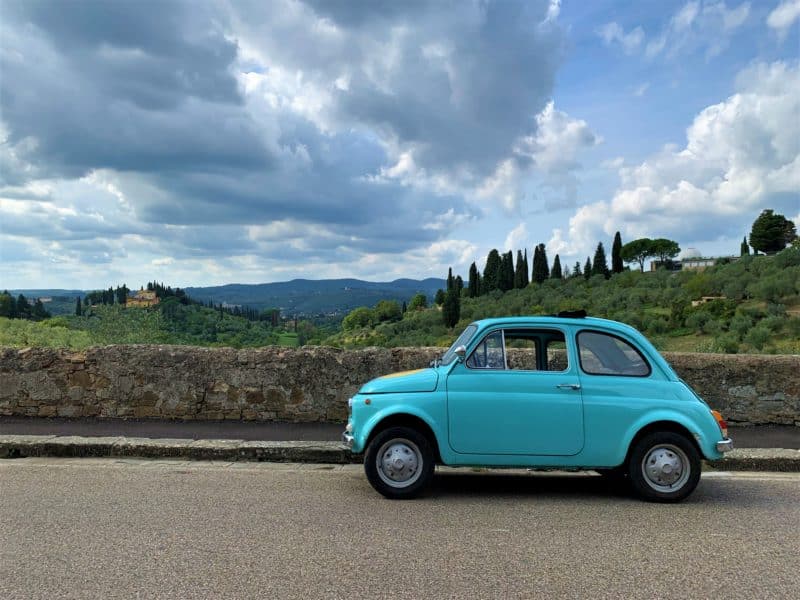 Tuscan Countryside & Wine Estates by Vintage Fiat 500