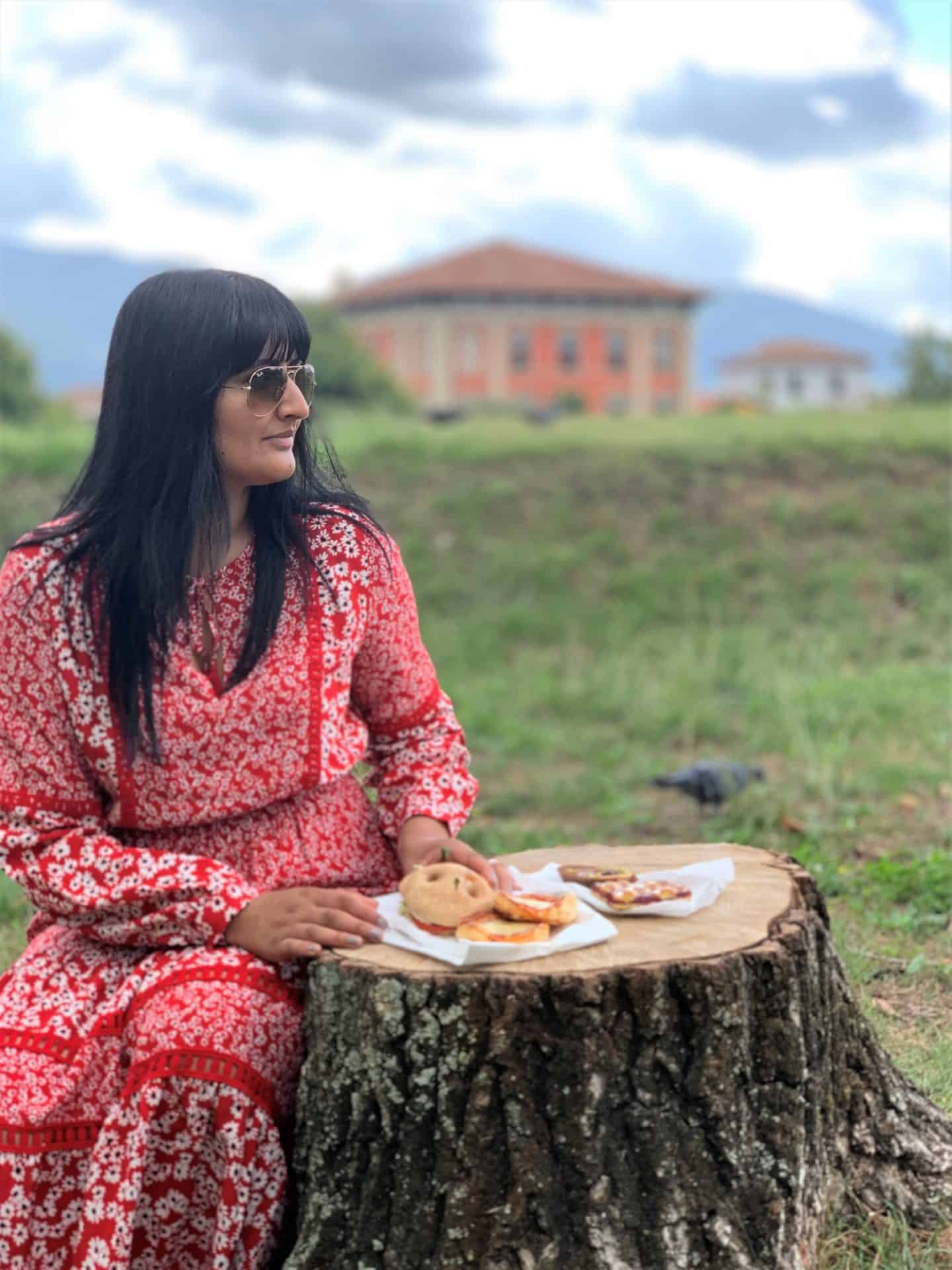 Bejal having picnic lunch in Lucca