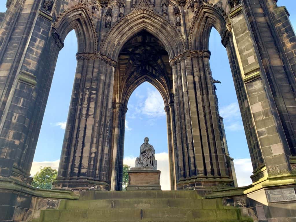 Photo Locations in Edinburgh The Scotts Monument