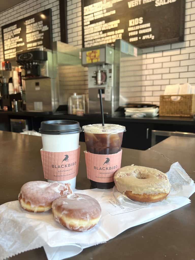 Cafes and Brunch Spots in Boston: Coffees and doughnuts