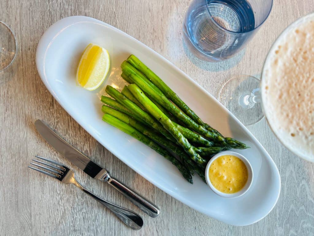 Vegetarian-Friendly Food in Jersey: Asparagus with Hollandaise sauce at The Oyster Box