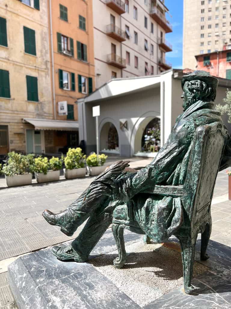 Statue in La Spezia Piazza